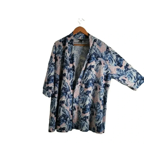 Lane Bryant Size 18/20 Cardigan 3/4 Sleeve  Open Front Grey Floral Print women's - Picture 1 of 11
